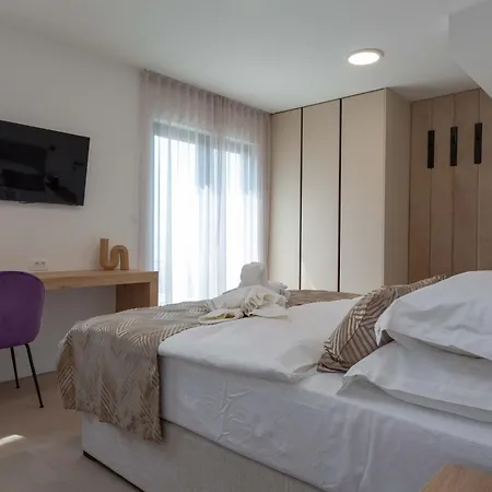Villa Mandala *